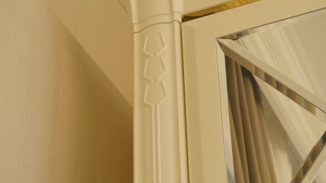 Кухни на заказ любой сложности в Краснодаре. Семейной ателье Кухонь смотреть онлайн