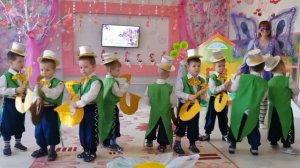 Танец кузнечиков в детском саду