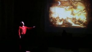 В клетке птичка томится