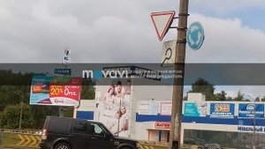 ГЛАЗОВ Прогулка по городу.