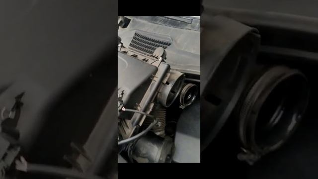 Mercedes Vito Замена топливного фильтра. смотреть онлайн