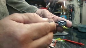 Замена батарейки в ключе Mercedes-Benz w212 E, GL, C, ML, S, GLK, CLA и тд....