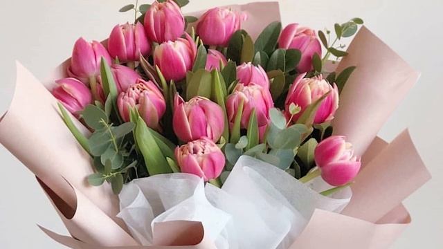 Любимый подарил букет? Несколько советов, как продлить подаренным цветам жизнь смотреть онлайн