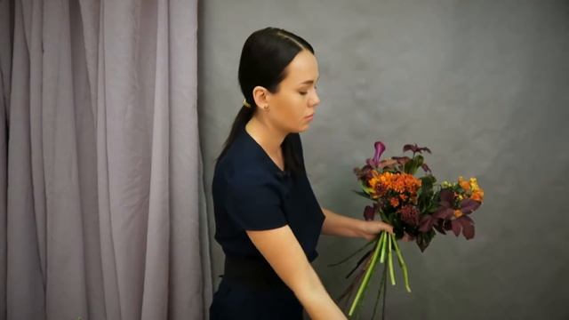 Осенний букет свободной формы // Секреты флориста смотреть онлайн