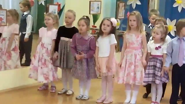 Праздник в садике (8 марта) смотреть онлайн