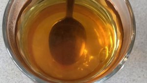 Напиток из куркумы мёда и лимона