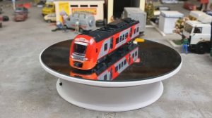 Маленький ПОЕЗД ЛАСТОЧКА от Технопарк со светом и звуком. Про машинки.