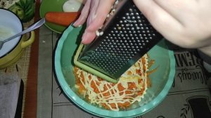 Сочный и нежный салат "Французский поцелуй" - рецепт с самыми простыми продуктами