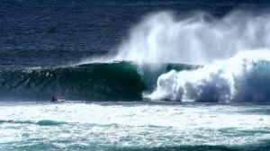 Замедленное видео большой волны. Ураган. Цунами. Slow motion.