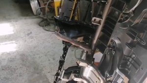 Замена радиатора печки и ковролина Пежо 407.