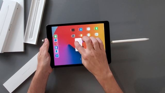 iPad Gen 8 Unboxing and First Impressions смотреть онлайн