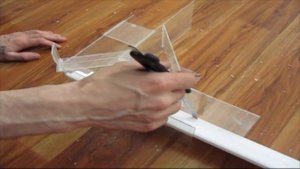 Как резать углы на потолочном плинтусе