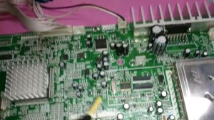 Ужасный Китайский ЖК ТВ нет звука, замена конденсаторов