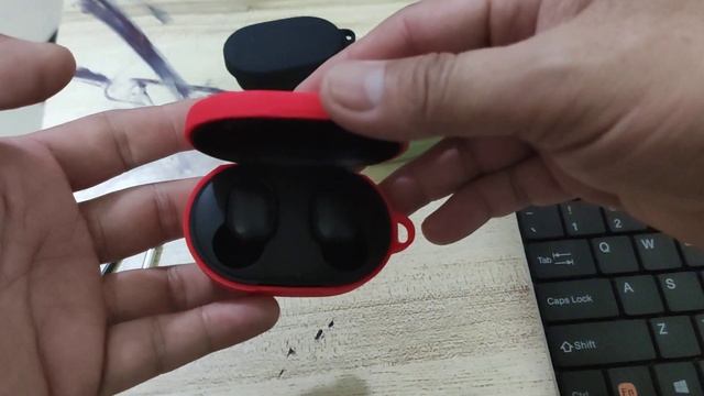 Xiaomi Redmi Airdots Silicone Clam Shell Case Protective Case (Full Protection of Your Airdots.) смотреть онлайн