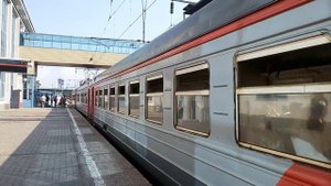 Электропоезд ЭР9ПК-283 (ТЧМ-4 Ростов)