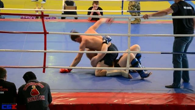 Кох Артём до 84 кг - 2 бой смотреть онлайн