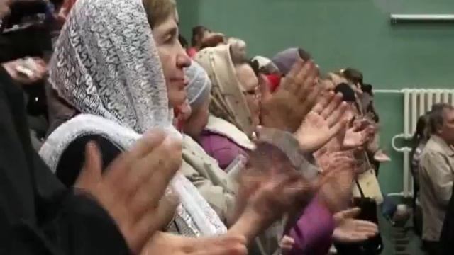 Священники Елецкой епархии пели в честь Богородицы смотреть онлайн