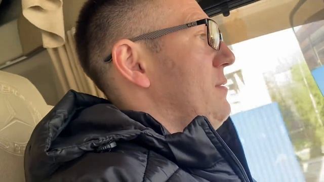 Выгрузка на огромном заводе СПБ )))? смотреть онлайн