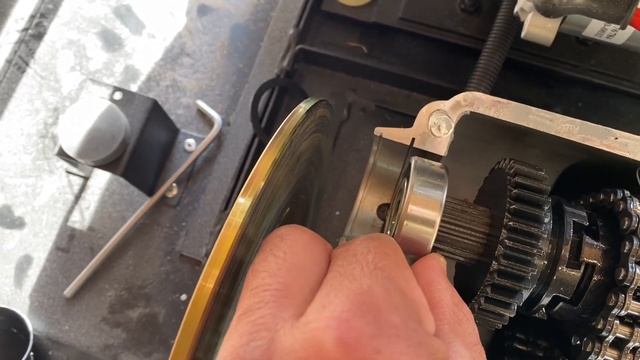 Меняем авто натяжитель цепи на механический смотреть онлайн