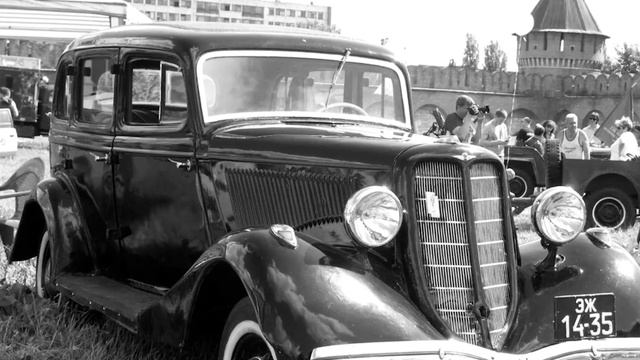 14 РЕТРО АВТОМОБИЛЕЙ И ВСЕ НА ХОДУ! | История одной мечты смотреть онлайн