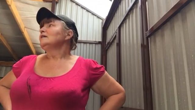 Прозевала фотосессию| покраска столов забора  | это баурсаки ?