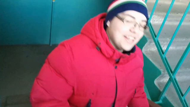 ВЕРНУЛСЯ С КИТАЯ В РОССИЮ смотреть онлайн