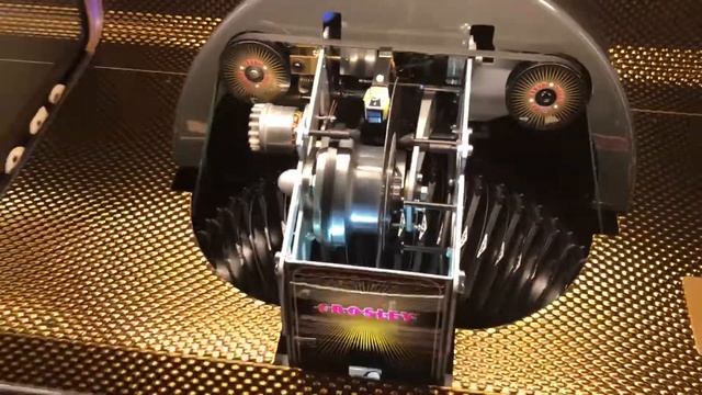 Crosley Vinyl Rocket Jukebox смотреть онлайн