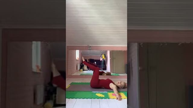 6 июня - Пилатес вместе с Евгенией Соловьевой смотреть онлайн