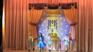 Регина - На теплоходе музыка играет