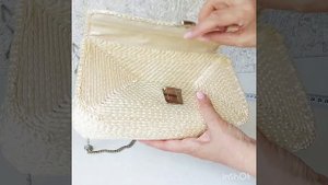 Сумка из рафии на пластиковой канве