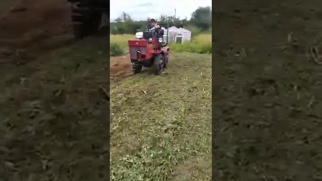 Вспашка самодельным минитрактором с плугом МоторСич
