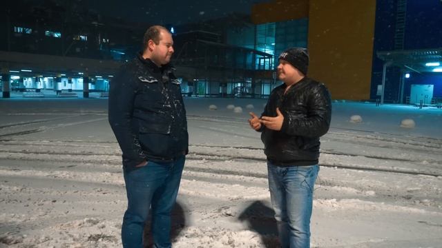 Нашел ГРУЗОВИК КОТОРЫЙ НЕ ЛОМАЕТСЯ И ВОДИТЕЛЯ КОТОРЫЙ САМ СЕБЯ ГРУЗИТ!