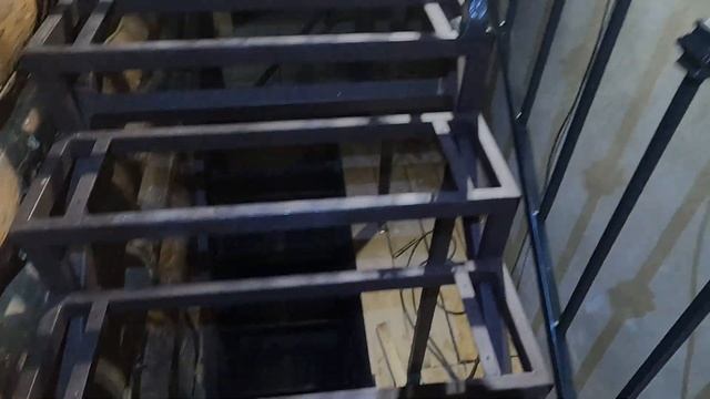 2 лестницы в деревянном доме смотреть онлайн