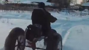 Снегоход на пневмоколесном ходу