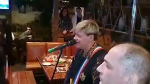 Трактир Берлога.Генадий Богданов "Москвы злотые купола"
