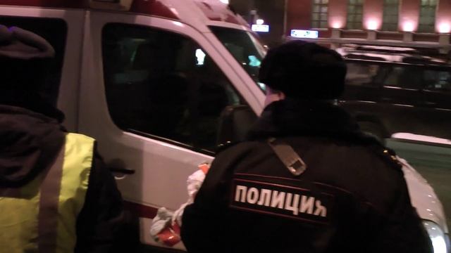 Соцработники перекрыли Тверскую и потребовали встречи с Собяниным 26.12.2014 часть 2 смотреть онлайн