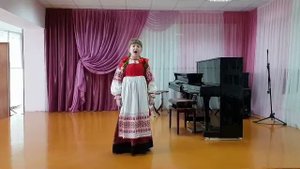 На улице девки гуляли