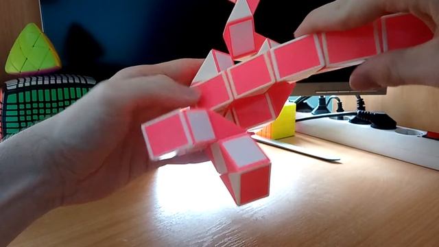 Огромная змейка Рубика (72 элемента)! Как собрать зайца, кролика (hare, bunny) из змейки Рубика) смотреть онлайн