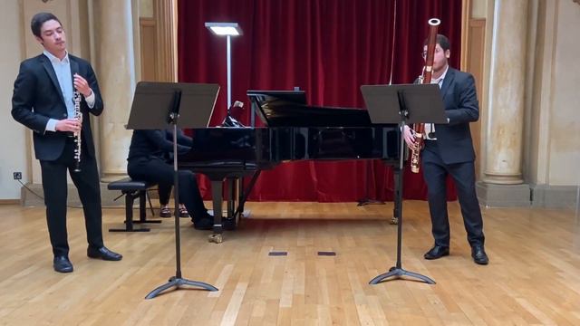 Poulenc. Trio pour hautbois, basson et piano смотреть онлайн