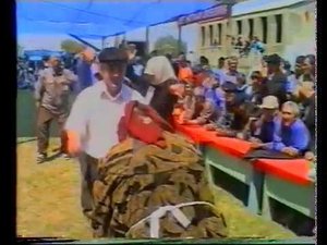 Насрула Расулов - на 15 турнире по в/б памяти м/с СССР Ш. Нажмудинова в с. Караузек 23 мая 2004 г.