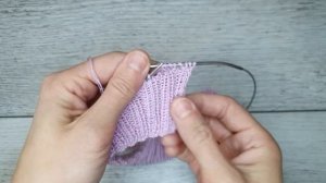 Всего один ряд. Очень красивая сетка спицами.