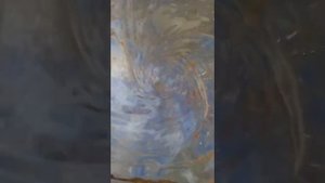 Торнадо в бутылке 6 литров води ( своими руками смерьч )