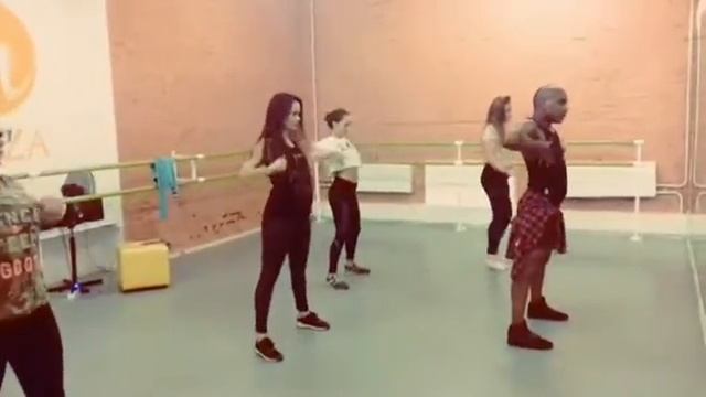 Пауль реггетон. Повторяем элементы смотреть онлайн