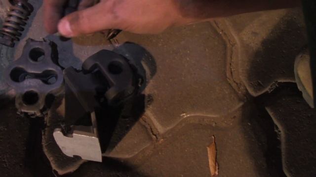 EXHAUST Replacement ( middle + end ) - Peugeot 307 смотреть онлайн