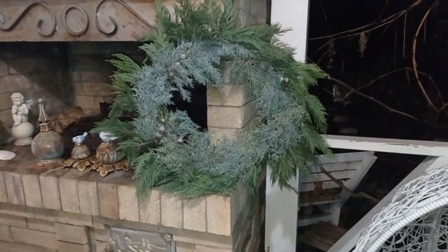 Новогодний/Рождественский венок своими руками и другой праздничный декор двора. НГ 2023-24. смотреть онлайн