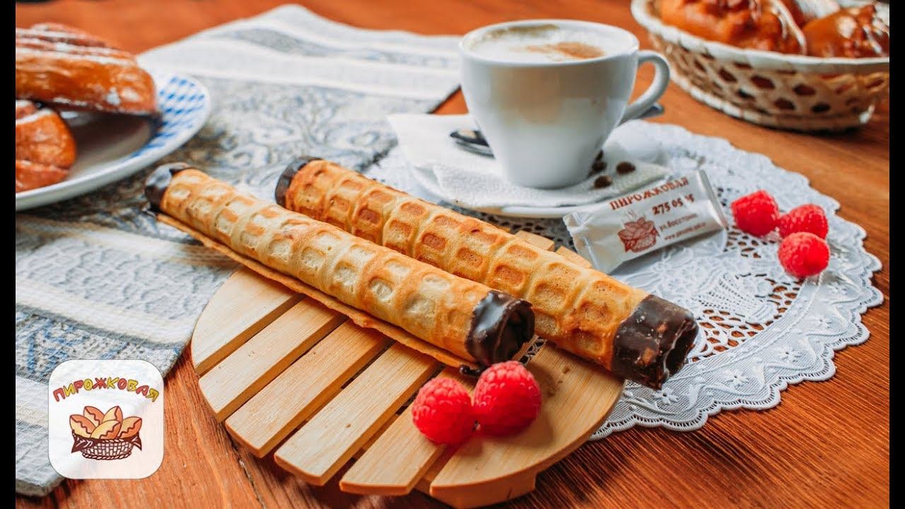 Вафельные трубочки с вареной сгущенкой | Рецепт