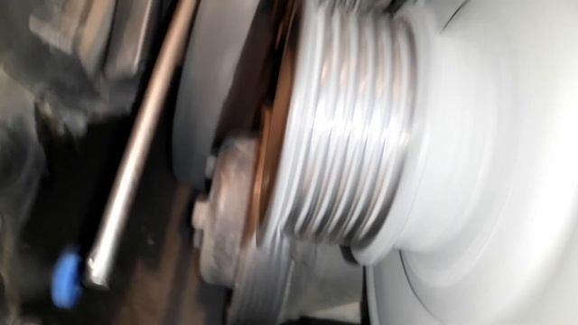 Бмв е36.Вой роликов.Демонтаж Генератора и роликов смотреть онлайн