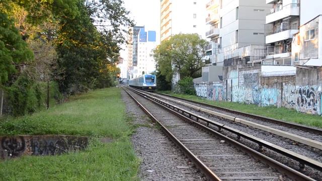 Tren de la Línea Mitre смотреть онлайн