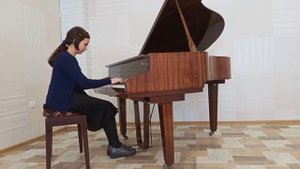 Малыныч Алина К.Ф. Бах Сонатина Королина.