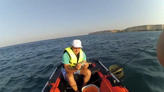 НА САМОДУР В ЧЕРНОМ МОРЕ / ON THE TYRANT IN THE BLACK SEA смотреть онлайн